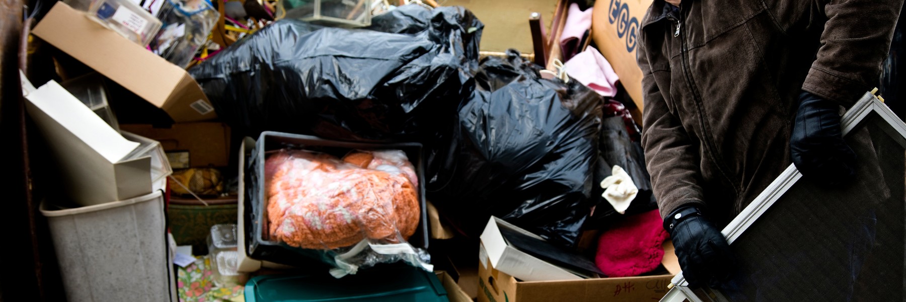 Junk removal services in Sacramento, CA