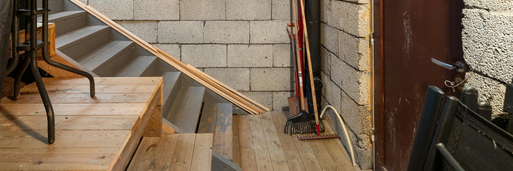 Junk removal services in Sacramento, CA