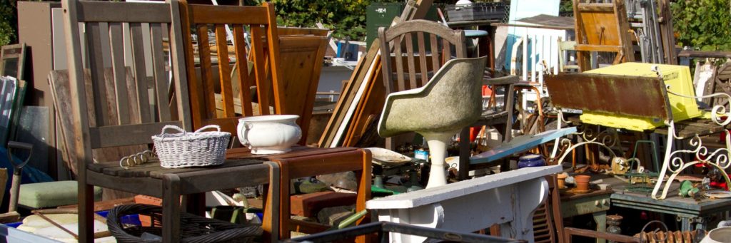 Junk removal services in Sacramento, CA